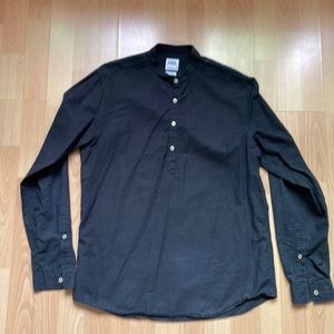 Black relaxes fit shirt
